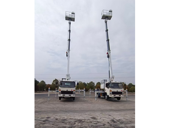 SINOTRUK HOWO 4x2 22Meter Hydraulic Telescopic Boom Aerial Truck Platform Truck