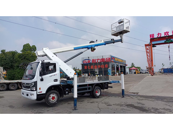 Dongfeng 18 Meter Aerial Platform Manlift Ladder Bucket Truck