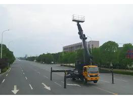 Chengli Special Automobile Co.,Ltd Dongfeng 45Meter Telescopic Aerial Work Manlift Bucket Truck